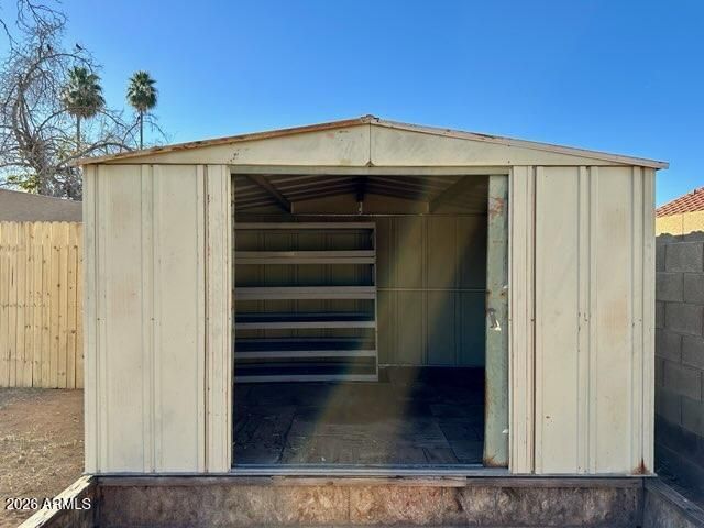 522 S 74TH Place, Mesa, AZ 85208