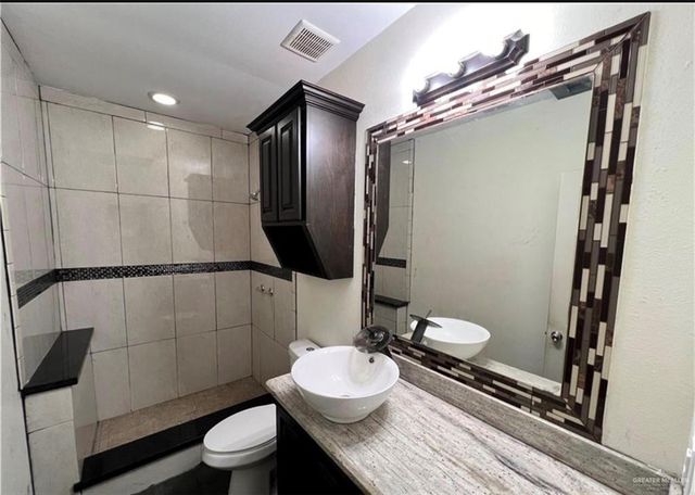 1814 W Pecador Drive, Edinburg, TX 78541