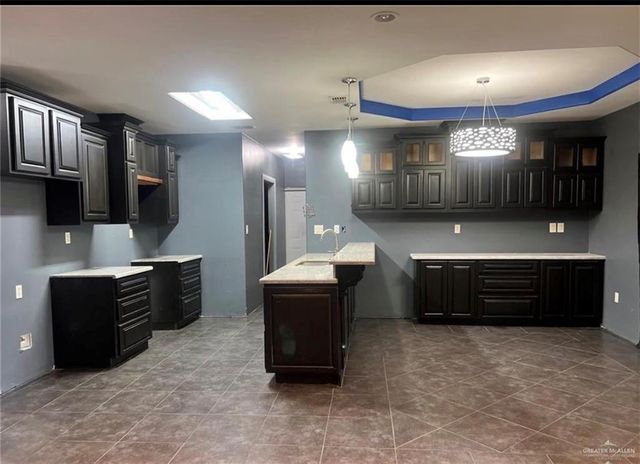 1814 W Pecador Drive, Edinburg, TX 78541