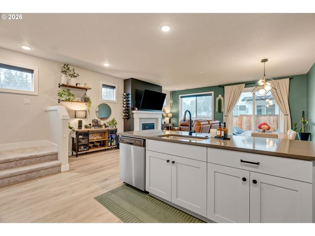 1130 LILIUM Ln, Canby, OR 97013