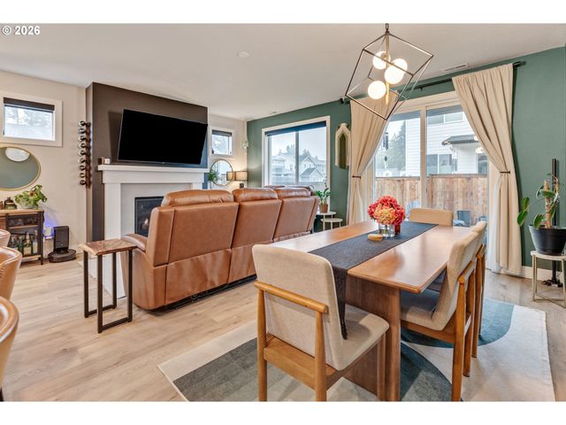 1130 LILIUM Ln, Canby, OR 97013