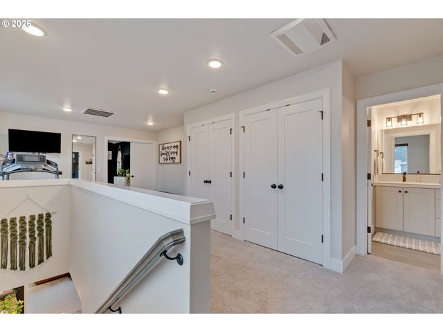 1130 LILIUM Ln, Canby, OR 97013