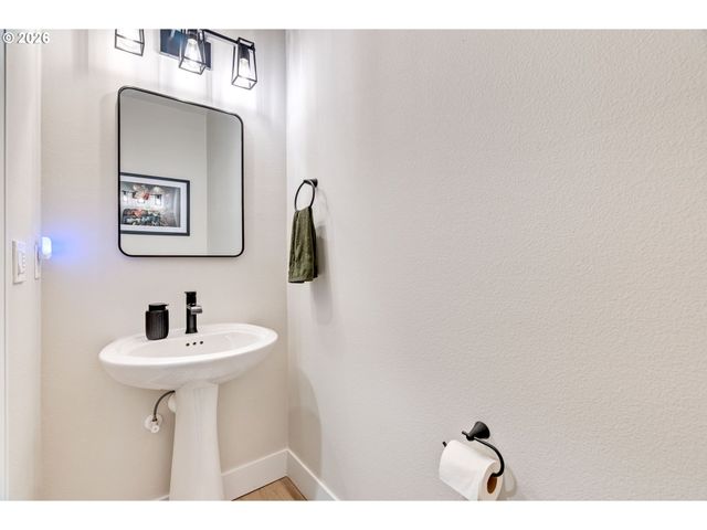 1130 LILIUM Ln, Canby, OR 97013