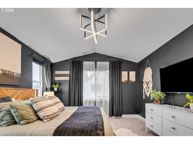 1130 LILIUM Ln, Canby, OR 97013