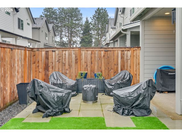 1130 LILIUM Ln, Canby, OR 97013