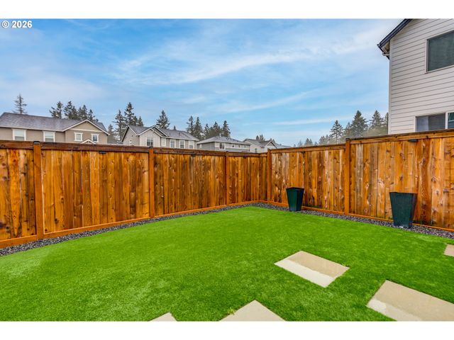 1130 LILIUM Ln, Canby, OR 97013