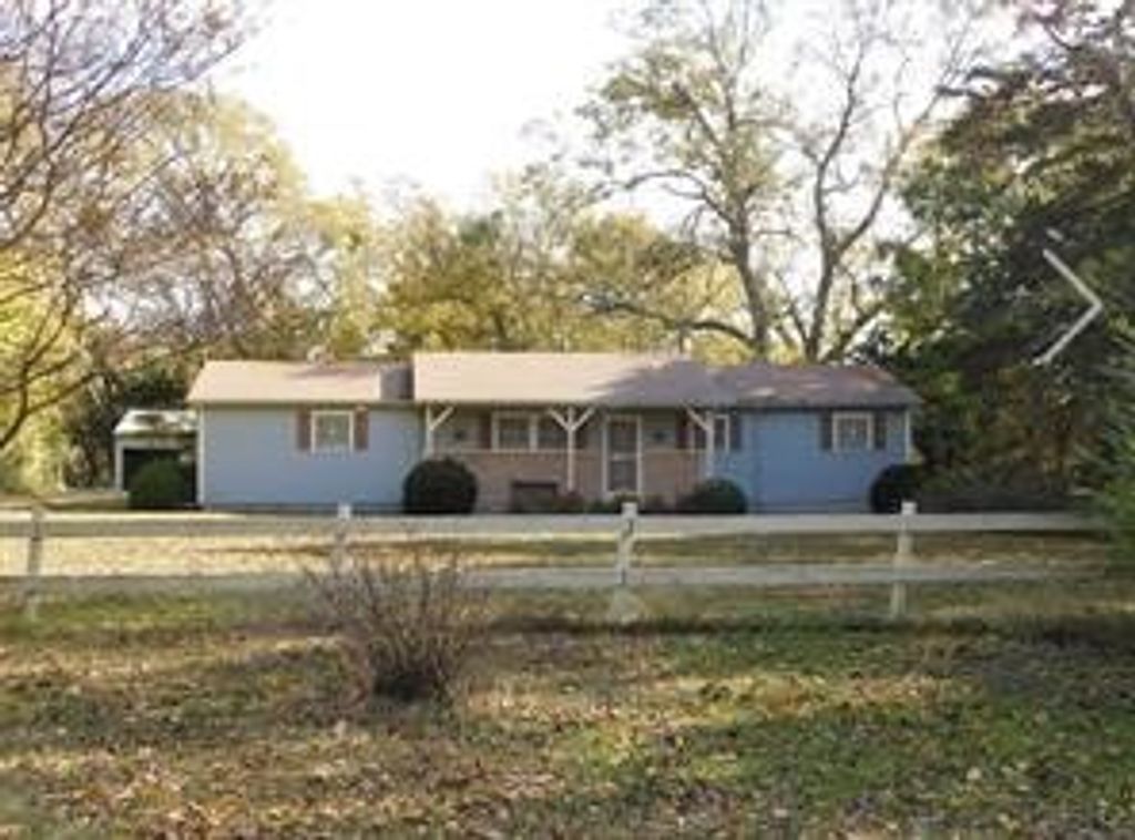 2383 State Highway 78 S, Farmersville, TX 75442