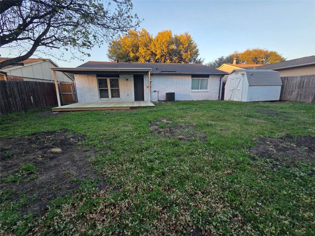5304 Baker Drive, The Colony, TX 75056