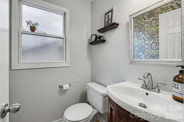 3240 Carlyle Drive NW, Concord, NC 28027