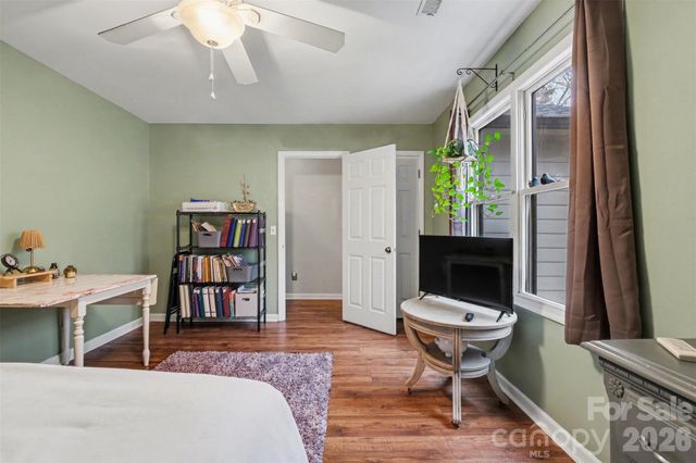 3240 Carlyle Drive NW, Concord, NC 28027