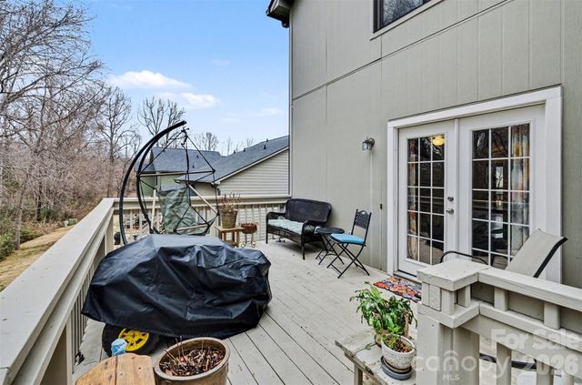 3240 Carlyle Drive NW, Concord, NC 28027