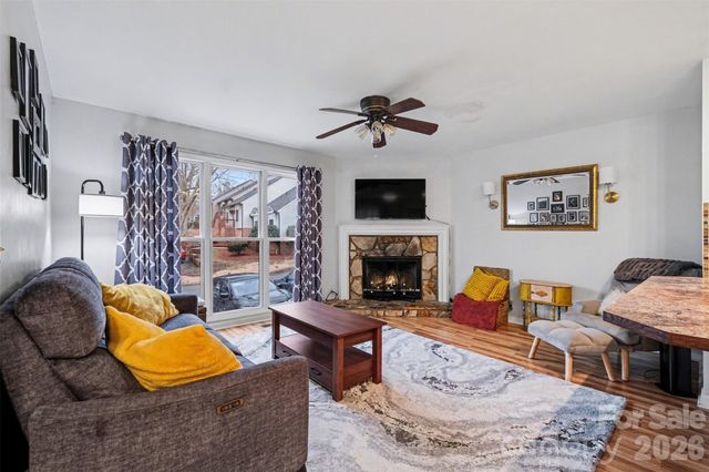 3240 Carlyle Drive NW, Concord, NC 28027