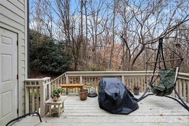 3240 Carlyle Drive NW, Concord, NC 28027