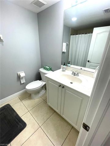 4166 Castilla CIR 201, Fort Myers, FL 33916