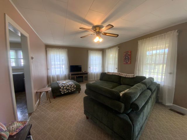 232 Baltimore Lane, Pine Knot, KY 42635
