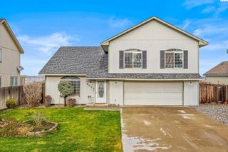 8908 Canyon Ave., Kennewick, WA 99336