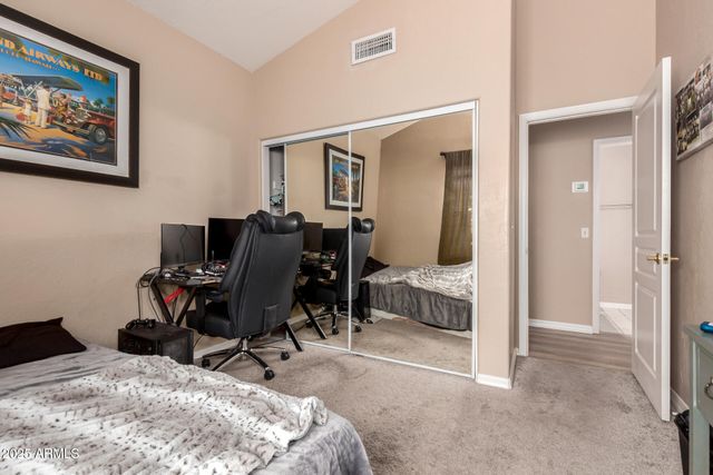 16052 S 24TH Place, Phoenix, AZ 85048