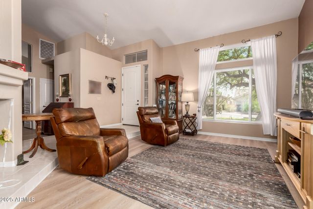 16052 S 24TH Place, Phoenix, AZ 85048