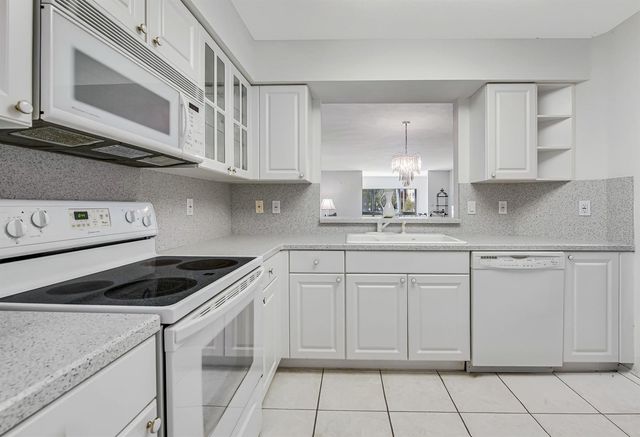 12565 Imperial Isle Drive 208, Boynton Beach, FL 33437