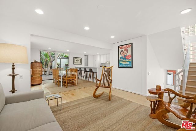 2641 Rinconia Drive, Los Angeles, CA 90068