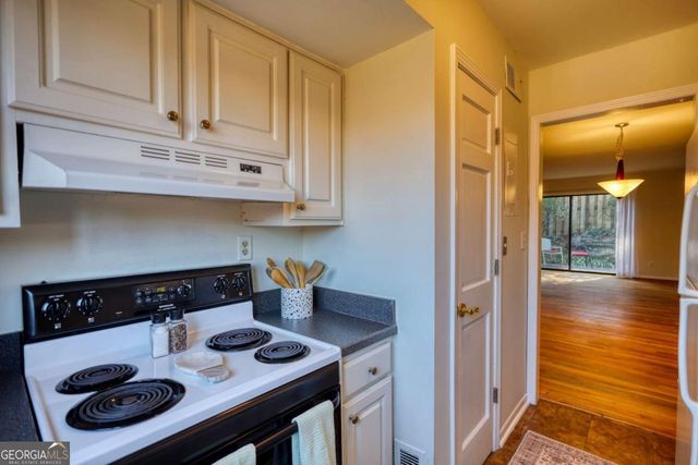 2539 Bradford Square NE, Atlanta, GA 30345