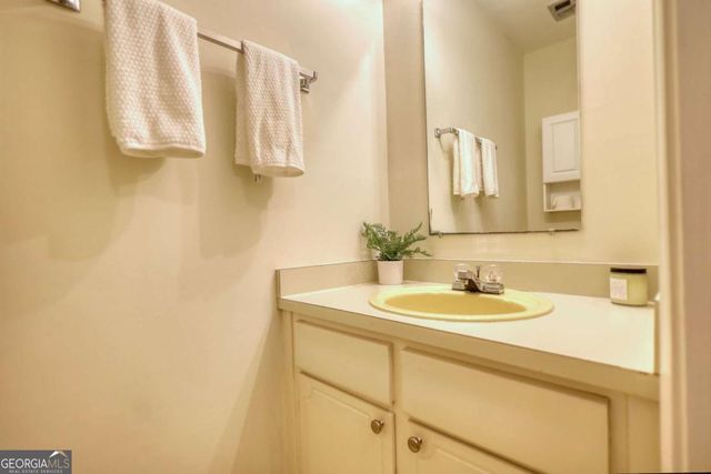 2539 Bradford Square NE, Atlanta, GA 30345