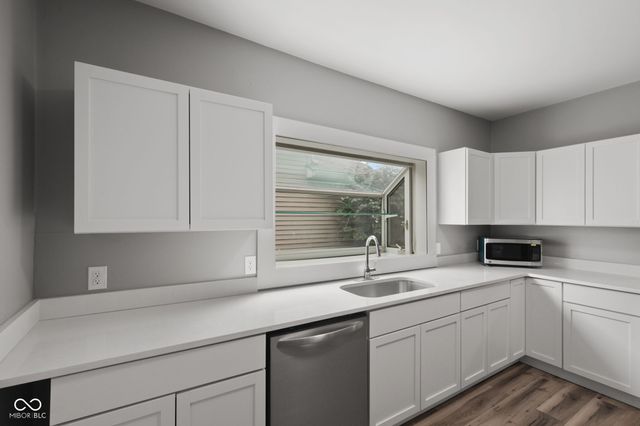 242 N Pershing Avenue, Indianapolis, IN 46222