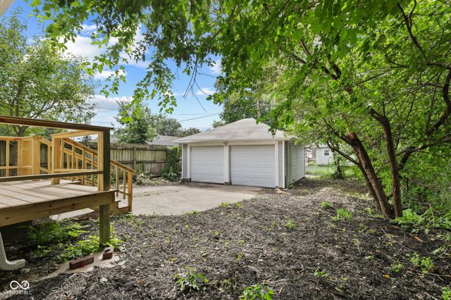 242 N Pershing Avenue, Indianapolis, IN 46222