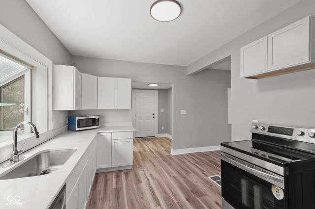 242 N Pershing Avenue, Indianapolis, IN 46222