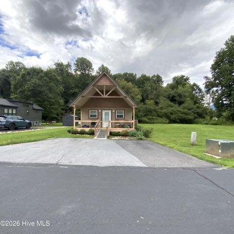131 Lazy Bear Trail, Andrews, NC 28901