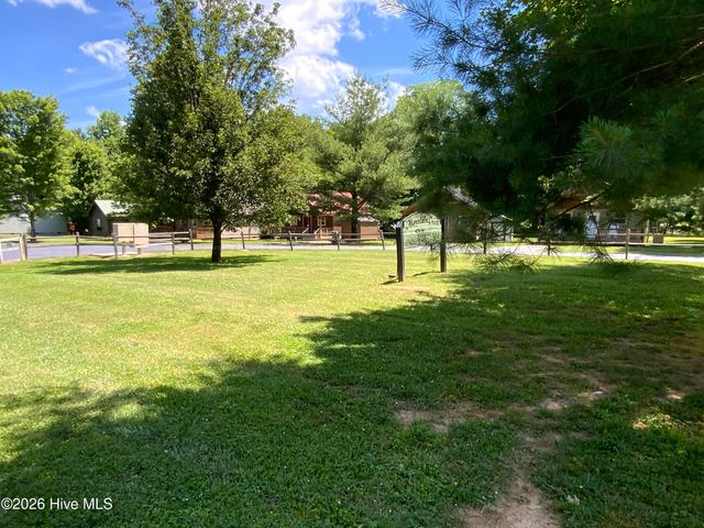 131 Lazy Bear Trail, Andrews, NC 28901