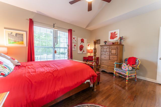 5712 Stearns Road, Dublin, OH 43016