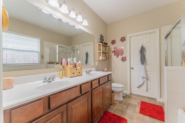 5712 Stearns Road, Dublin, OH 43016