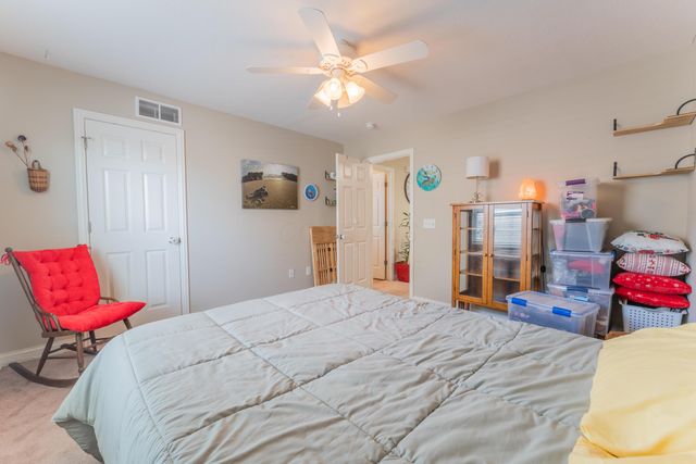 5712 Stearns Road, Dublin, OH 43016