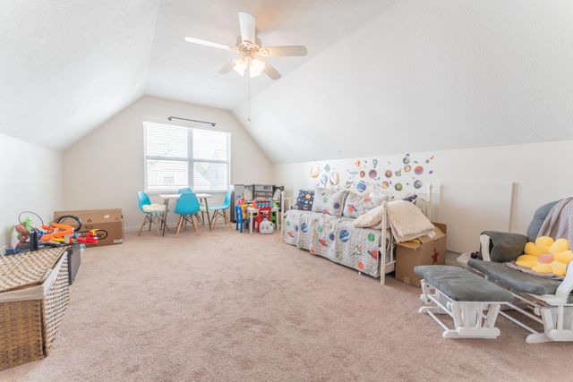 5712 Stearns Road, Dublin, OH 43016