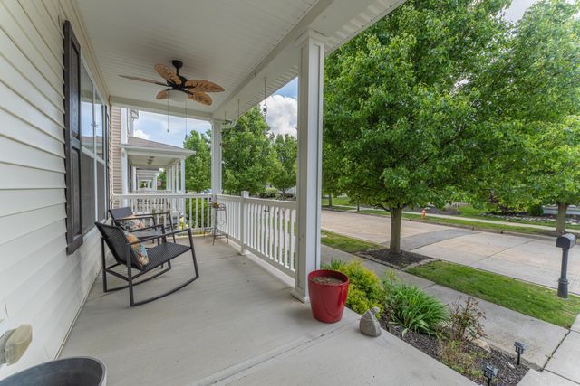 5712 Stearns Road, Dublin, OH 43016