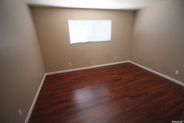 2 Tillman Cir, Sacramento, CA 95823