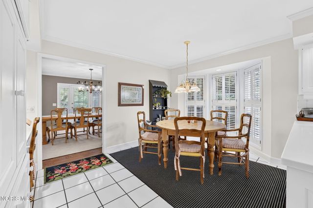 23 Exmoor, Ottawa Hills, OH 43615