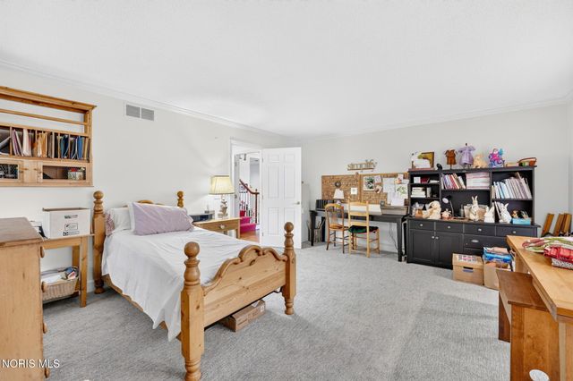 23 Exmoor, Ottawa Hills, OH 43615