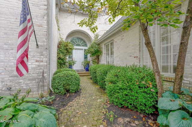 23 Exmoor, Ottawa Hills, OH 43615