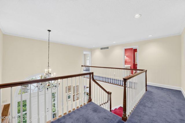 23 Exmoor, Ottawa Hills, OH 43615