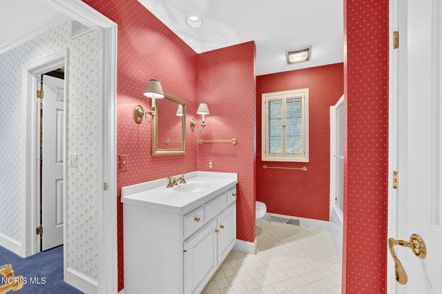 23 Exmoor, Ottawa Hills, OH 43615