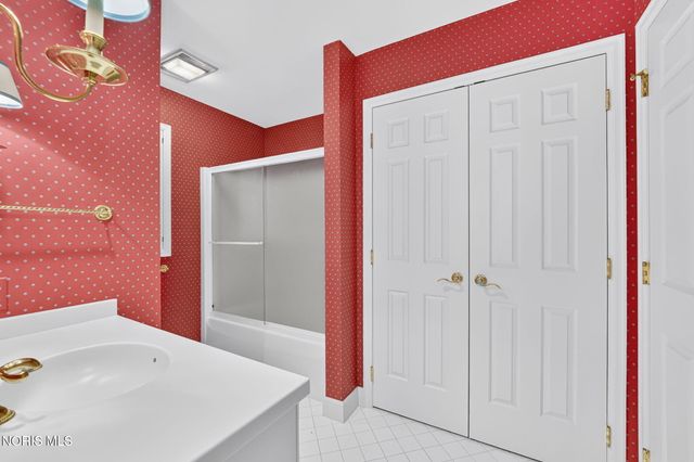 23 Exmoor, Ottawa Hills, OH 43615