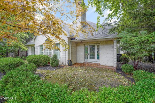 23 Exmoor, Ottawa Hills, OH 43615