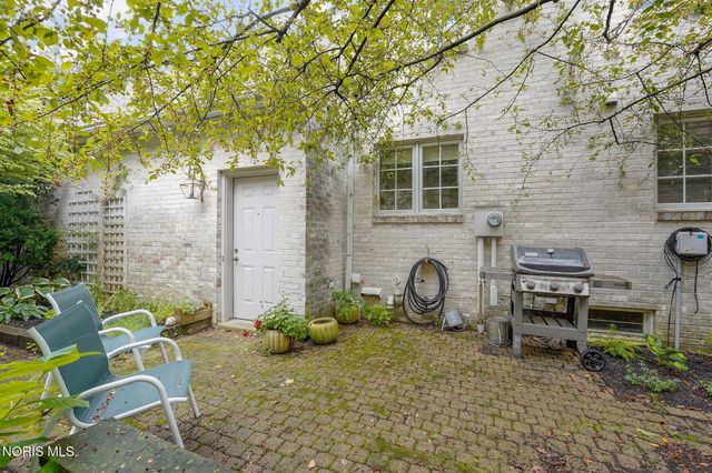 23 Exmoor, Ottawa Hills, OH 43615