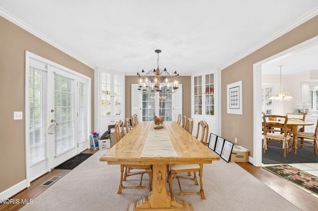 23 Exmoor, Ottawa Hills, OH 43615
