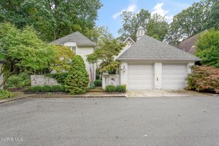 23 Exmoor, Ottawa Hills, OH 43615