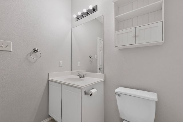 1302 Rainbow Parke DR, Round Rock, TX 78665
