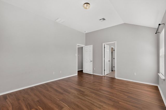 1302 Rainbow Parke DR, Round Rock, TX 78665