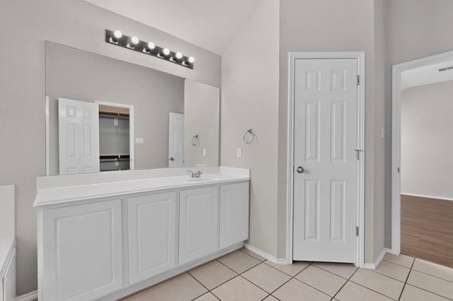 1302 Rainbow Parke DR, Round Rock, TX 78665